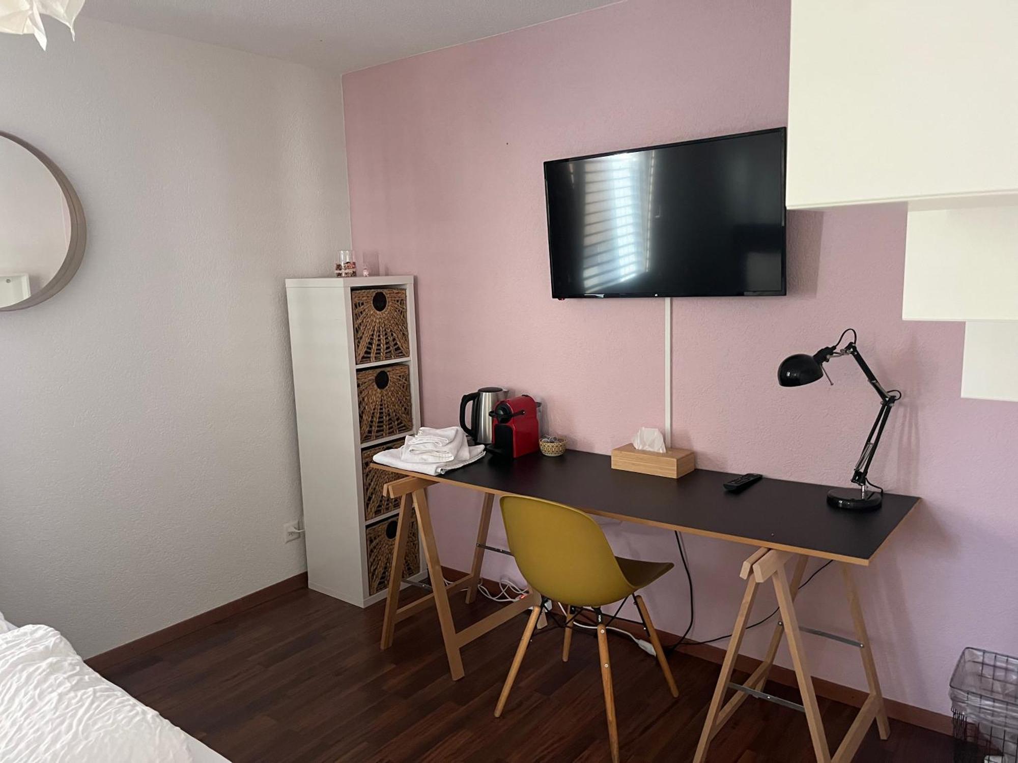 Schoene Doppelzimmer In Mandach Böttstein Buitenkant foto
