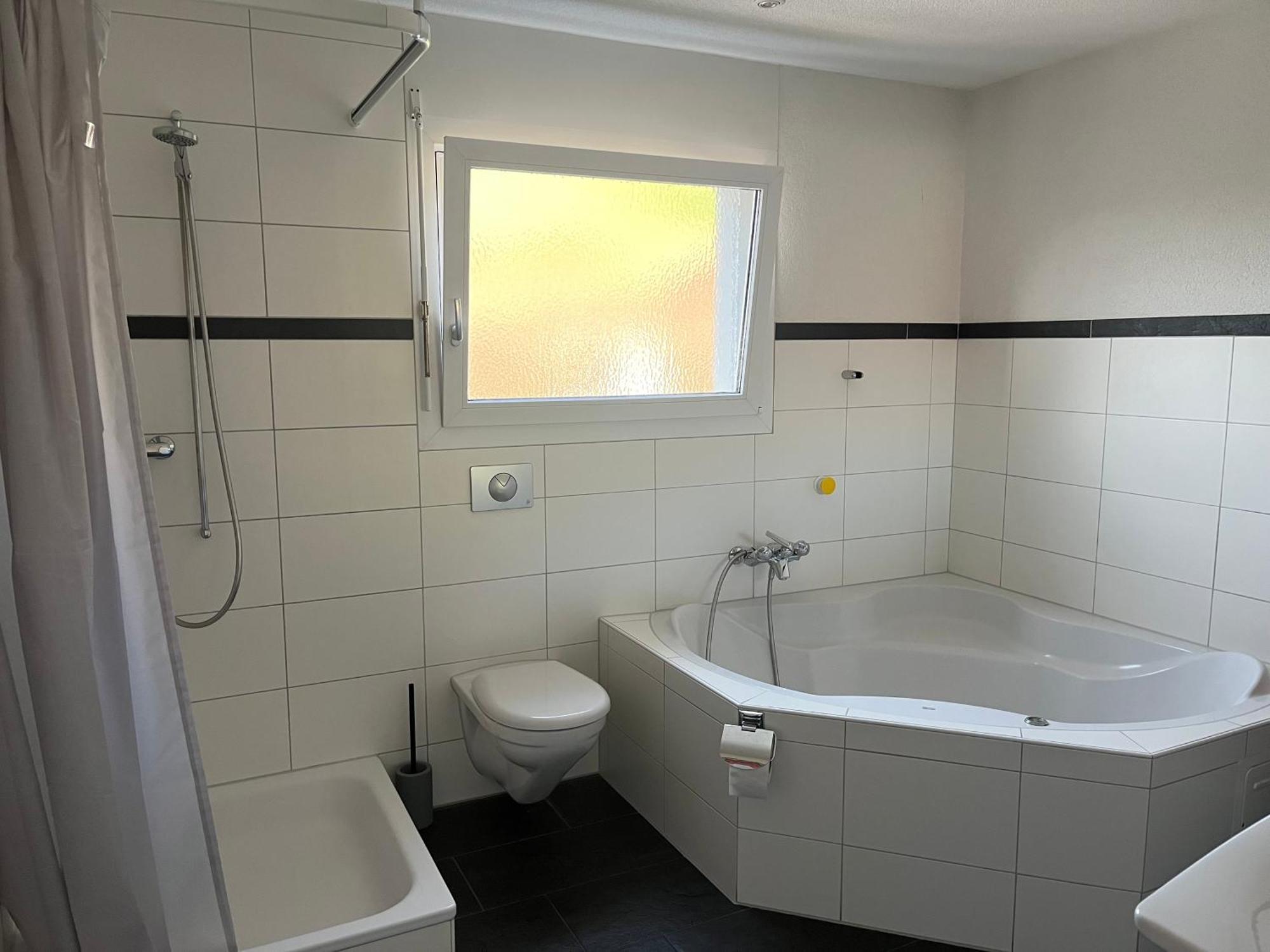 Schoene Doppelzimmer In Mandach Böttstein Buitenkant foto